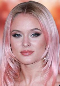Read more about the article The most beautiful pink hair colors of this year